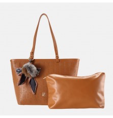 Chic bag with a modern design