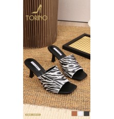 Trendy Leopard printed heel...