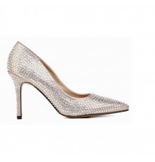 Luxurious and stylish heel...