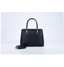 IA012311129 , A classic bag...