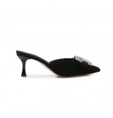 Women's low-heeled mules...