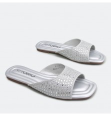 Chic slip-on slide slippers...