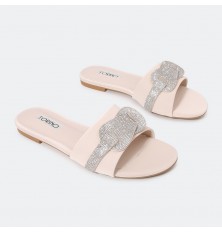 Flat slippers with elegant...