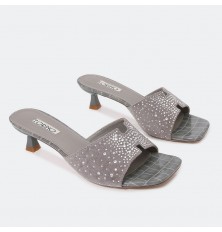 Square toe heel slippers...